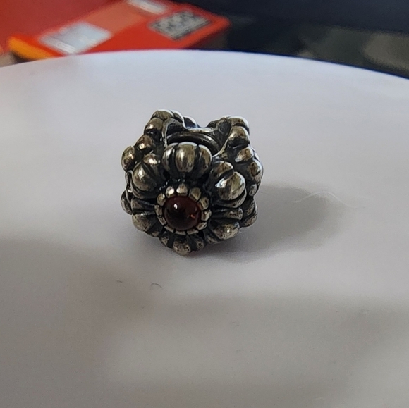 Pandora Birthday Blooms Charm "July - Carnelian"  retired - Picture 4 of 7